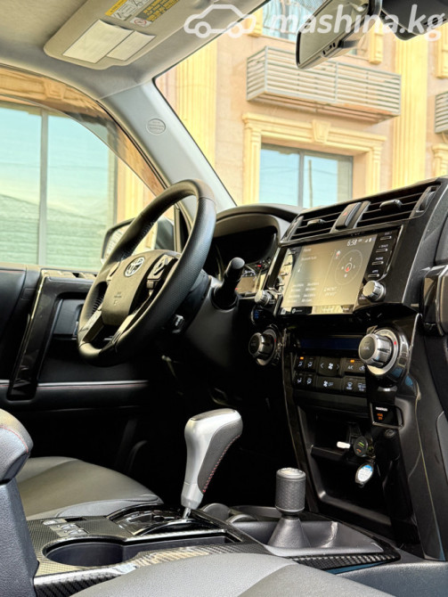 Toyota 4Runner V Рестайлинг 4.0, 2020 Бишкек - изображение 9
