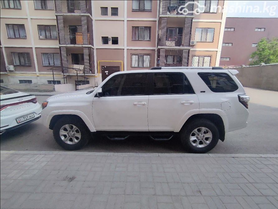 Toyota 4Runner V Рестайлинг 4.0, 2021 Бишкек - изображение 4