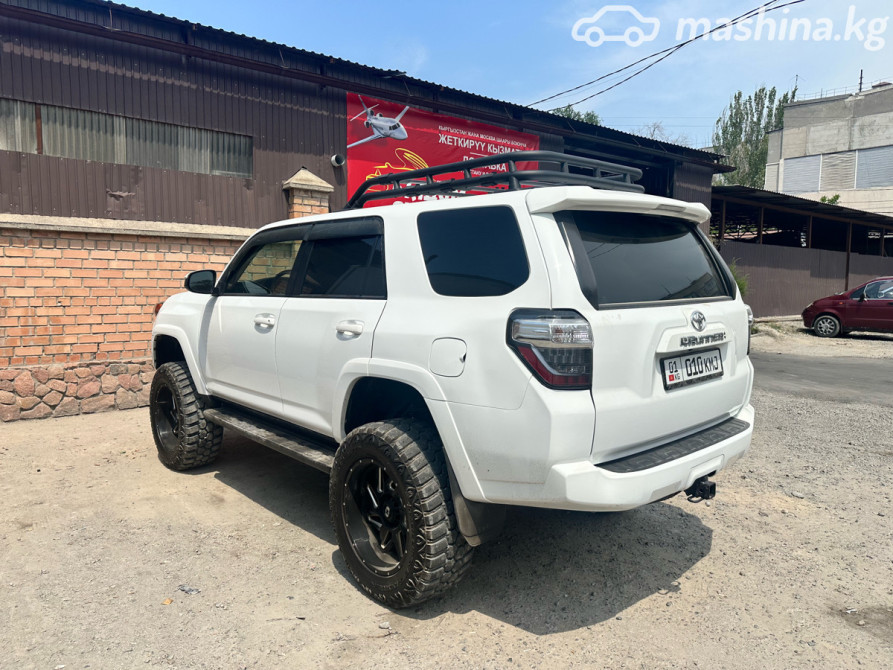 Toyota 4Runner V Рестайлинг 4.0, 2022 Бишкек - изображение 9