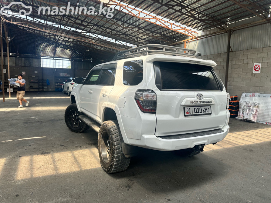 Toyota 4Runner V Рестайлинг 4.0, 2022 Бишкек - изображение 17