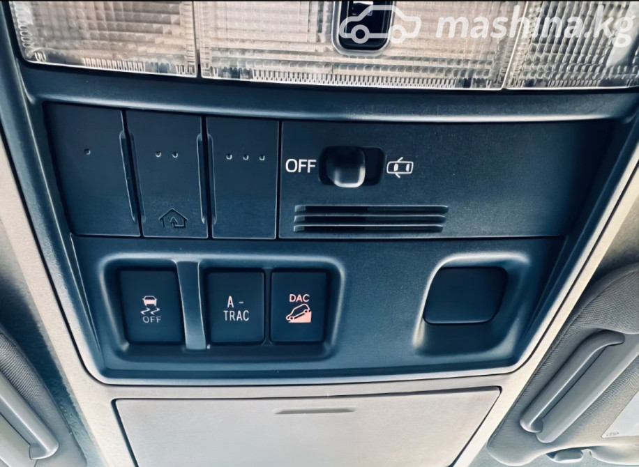 Toyota 4Runner V 4.0, 2011 Бишкек - изображение 7