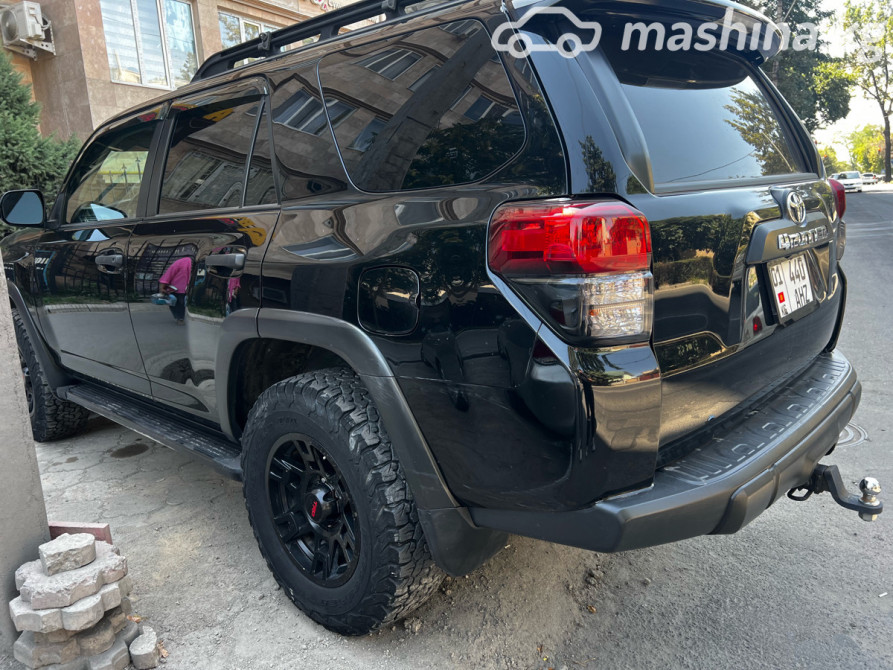 Toyota 4Runner V 4.0, 2010 Бишкек - изображение 3