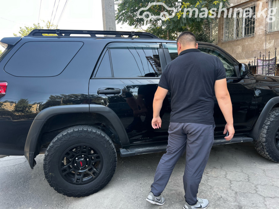 Toyota 4Runner V 4.0, 2010 Бишкек - изображение 4