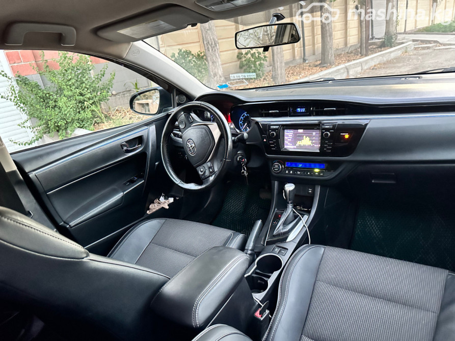 Toyota Corolla XI (E160, E170, E180) Рестайлинг 1 1.8, 2015 Бишкек - изображение 7