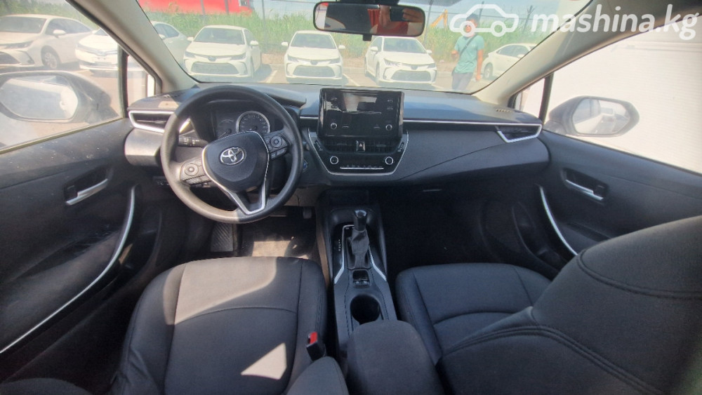 Toyota Corolla XI (E160, E170, E180) Рестайлинг 1 1.8, 2019 Бишкек - изображение 4