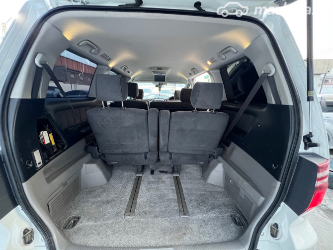 Toyota Alphard I Рестайлинг 3.0, 2007 Бишкек - изображение 9
