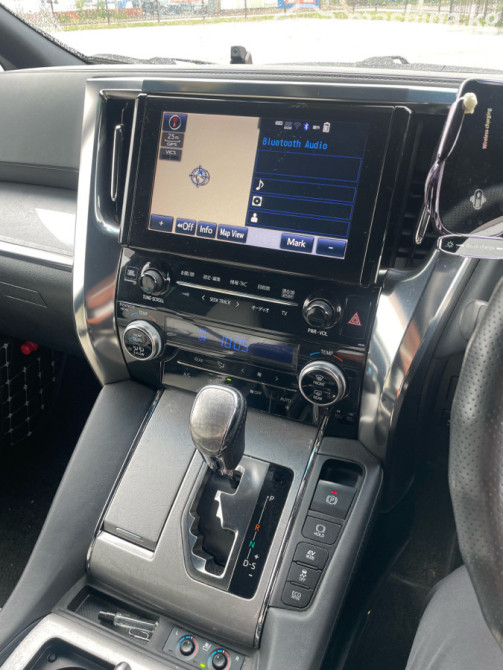 Toyota Alphard III Рестайлинг 2.5, 2018 Бишкек - сүрөт 11