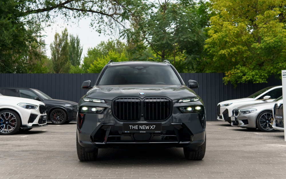 BMW X7 I (G07) Рестайлинг 40i 3.0, 2025 Бишкек - сүрөт 2