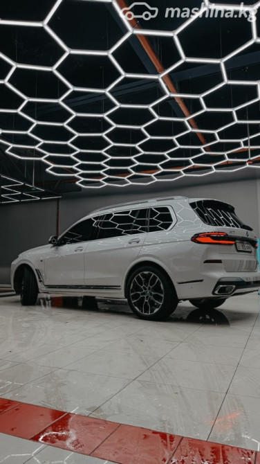 BMW X7 I (G07) Рестайлинг 40i 3.0, 2023 Бишкек - сүрөт 4