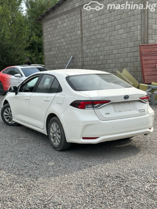 Toyota Corolla XI (E160, E170, E180) Рестайлинг 1 1.8, 2019 Бишкек - изображение 4