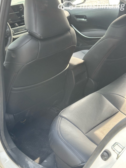 Toyota Corolla XI (E160, E170, E180) Рестайлинг 1 1.8, 2019 Бишкек - изображение 6