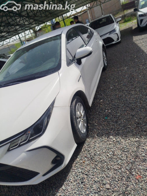 Toyota Corolla XI (E160, E170, E180) Рестайлинг 1 1.8, 2019 Бишкек - изображение 2