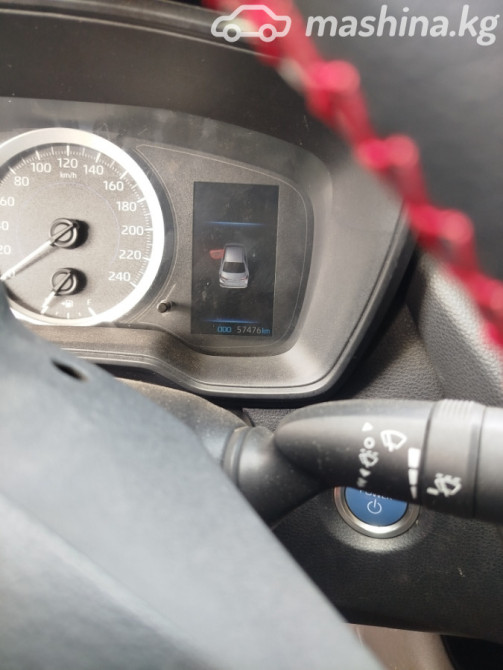Toyota Corolla XI (E160, E170, E180) Рестайлинг 1 1.8, 2019 Бишкек - изображение 4