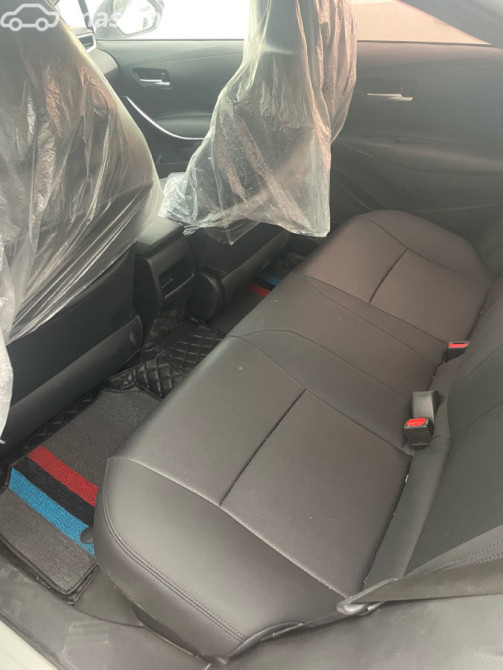 Toyota Corolla XI (E160, E170, E180) Рестайлинг 1 1.8, 2019 Бишкек - изображение 5