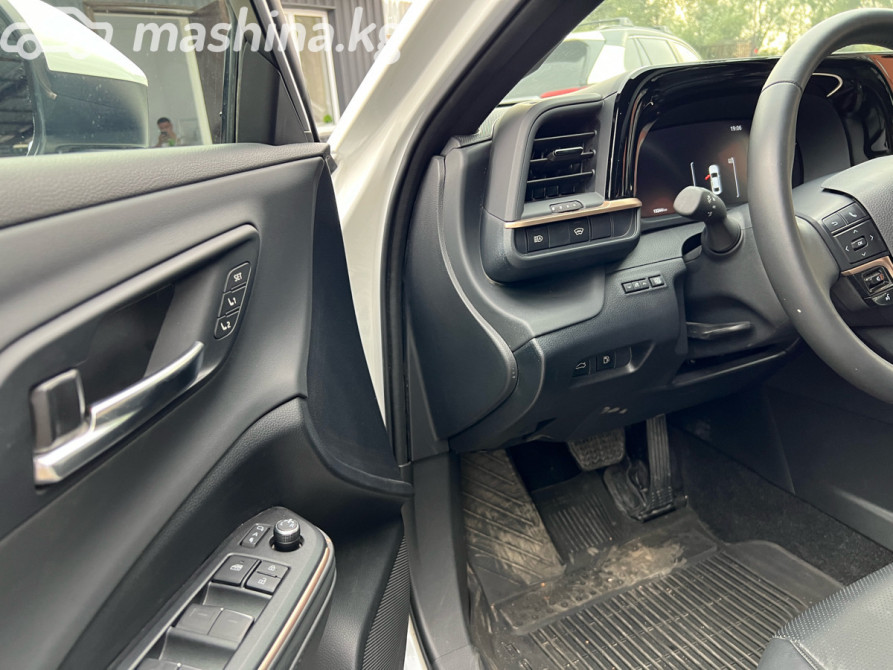 Toyota Crown XVI (S230) 2.5, 2023 Бишкек - изображение 9