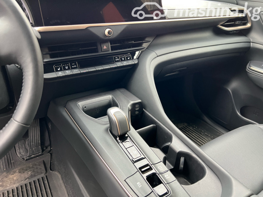 Toyota Crown XVI (S230) 2.5, 2023 Бишкек - изображение 11