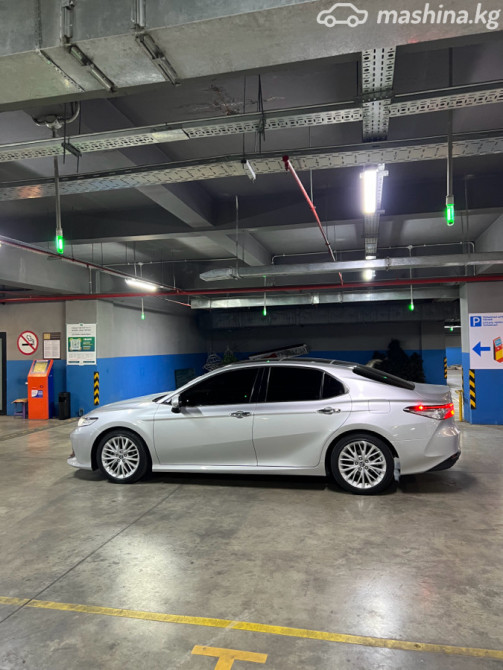 Toyota Camry VIII (XV70) 2.5, 2018 Бишкек - сүрөт 2