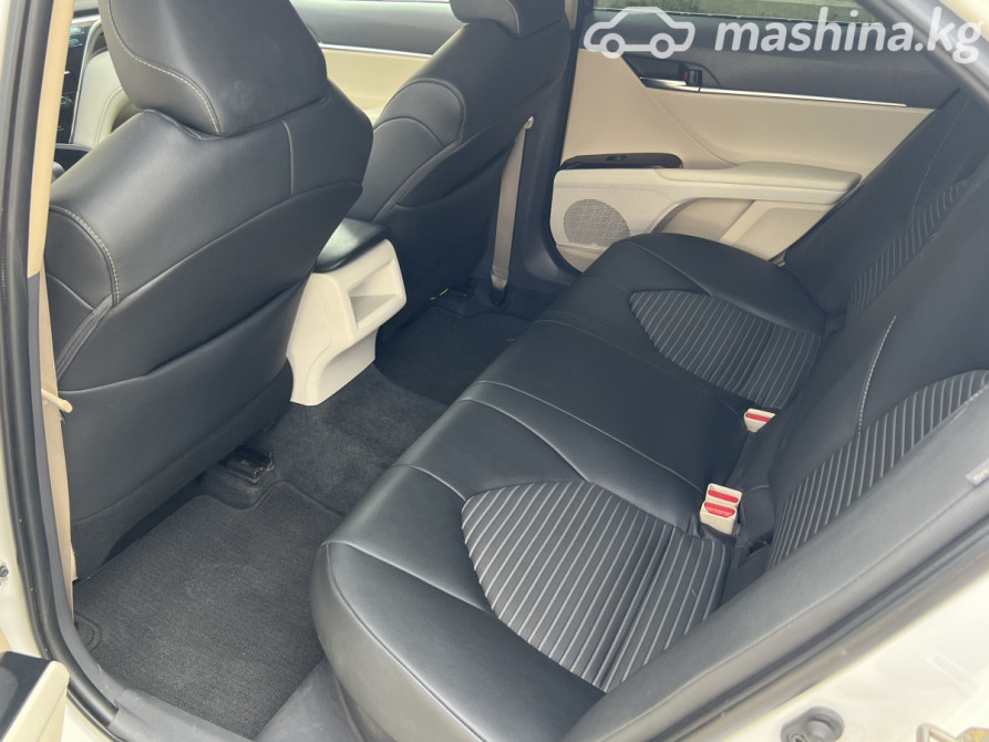 Toyota Camry VIII (XV70) US Market 2.5, 2018 Бишкек - сүрөт 8