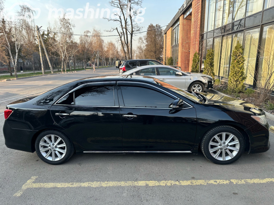 Toyota Camry VII (XV50) 3.5, 2013 Бишкек - изображение 3
