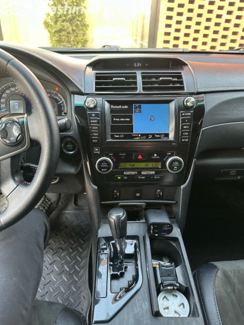 Toyota Camry VII (XV50) 3.5, 2013 Бишкек - изображение 6