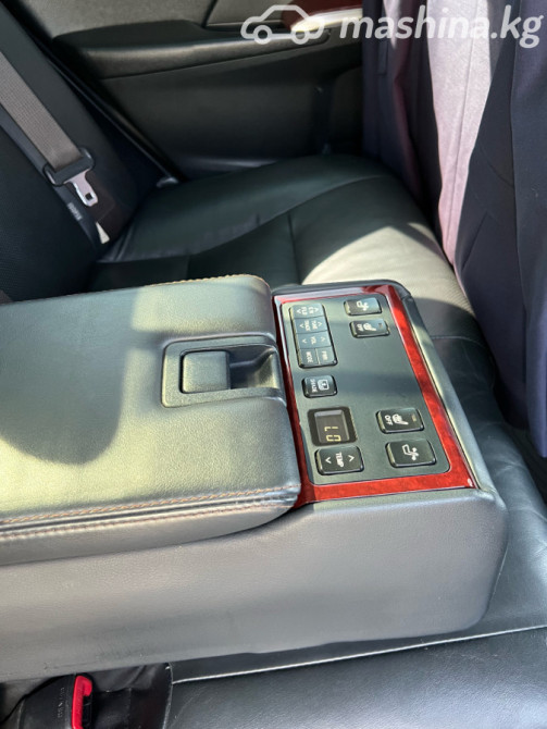 Toyota Camry VII (XV50) 3.5, 2012 Бишкек - изображение 10