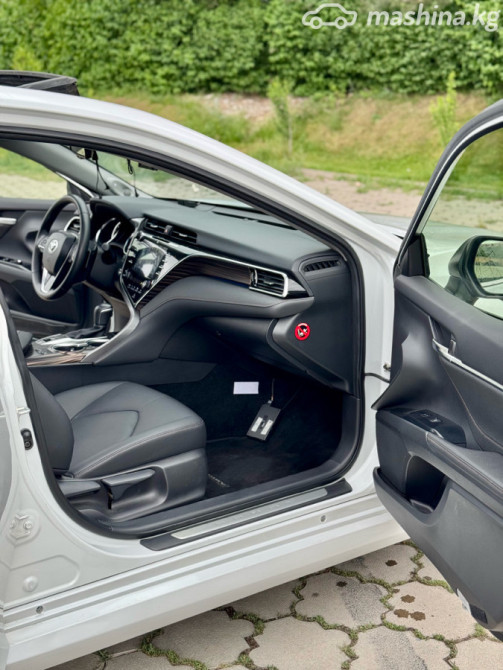 Toyota Camry VIII (XV70) 2.5, 2018 Бишкек - изображение 9