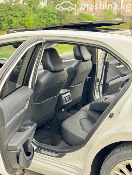 Toyota Camry VIII (XV70) 2.5, 2018 Бишкек - изображение 12