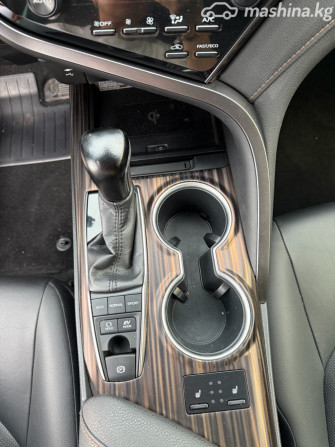 Toyota Camry VIII (XV70) 2.5, 2019 Бишкек - изображение 6