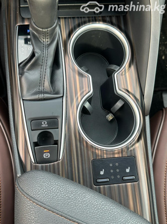 Toyota Camry VIII (XV70) 2.5, 2018 Бишкек - изображение 8