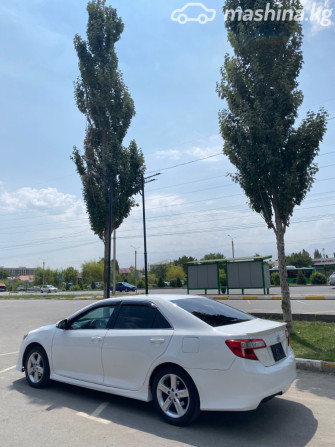Toyota Camry VII (XV50) 2.5, 2014 Бишкек - изображение 4