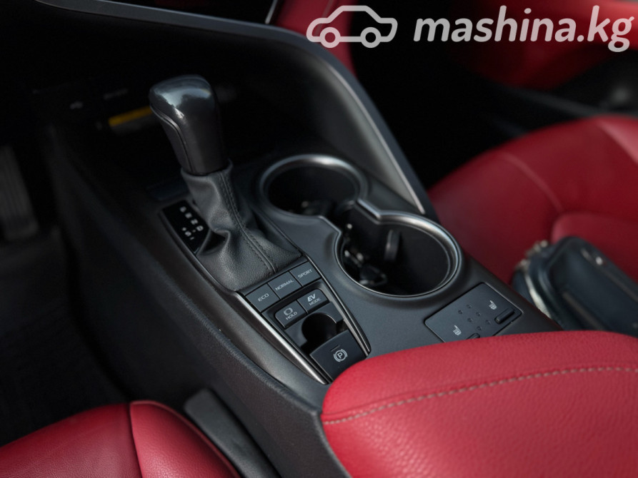 Toyota Camry VIII (XV70) Рестайлинг 2.5, 2021 Бишкек - сүрөт 8