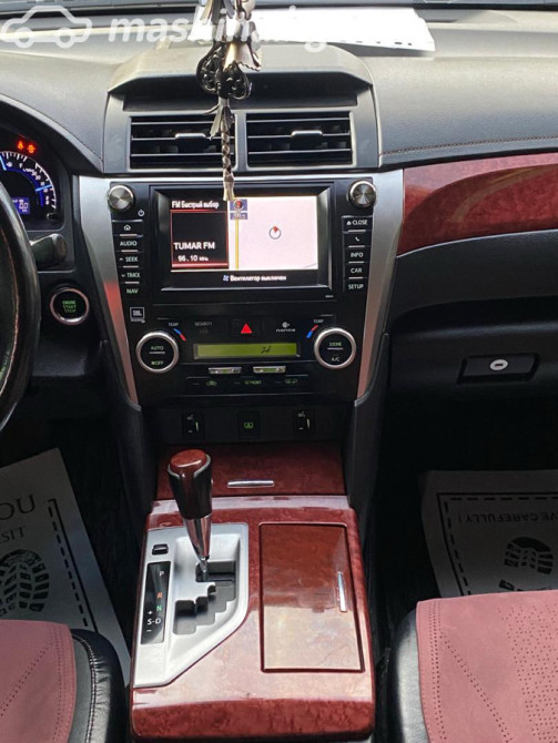Toyota Camry VII (XV50) 3.5, 2012 Бишкек - изображение 11