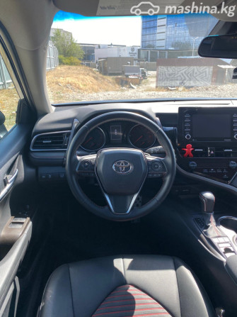 Toyota Camry VIII (XV70) Рестайлинг US Market 3.5, 2023 Бишкек - изображение 7