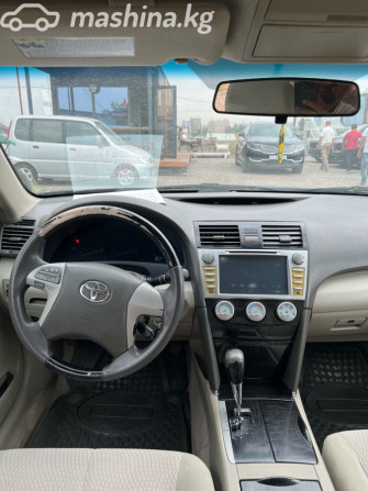 Toyota Camry VI (XV40) Рестайлинг 2.5, 2011 Бишкек - изображение 8