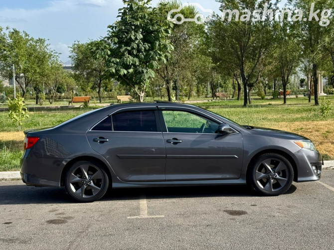 Toyota Camry VII (XV50) 3.5, 2013 Бишкек - изображение 3