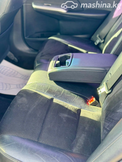 Toyota Camry VII (XV50) 3.5, 2013 Bishkek - photo 8