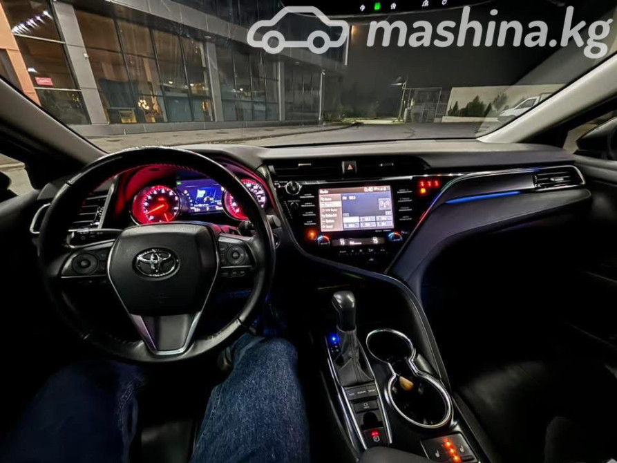 Toyota Camry VIII (XV70) 2.5, 2020 Бишкек - изображение 9
