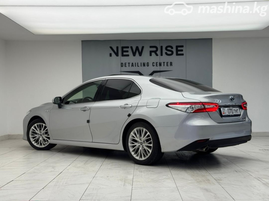 Toyota Camry VIII (XV70) Japan Market 2.5, 2018 Бишкек - изображение 2