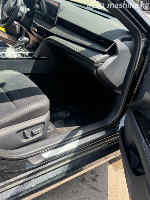 Toyota Camry IX (XV80) China Market 2.0, 2025 Бишкек - изображение 4