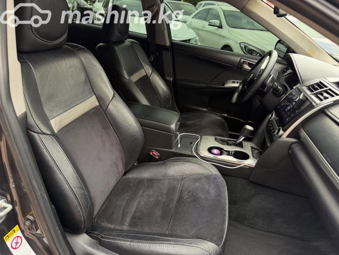 Toyota Camry VII (XV50) 2.5, 2012 Бишкек - изображение 8