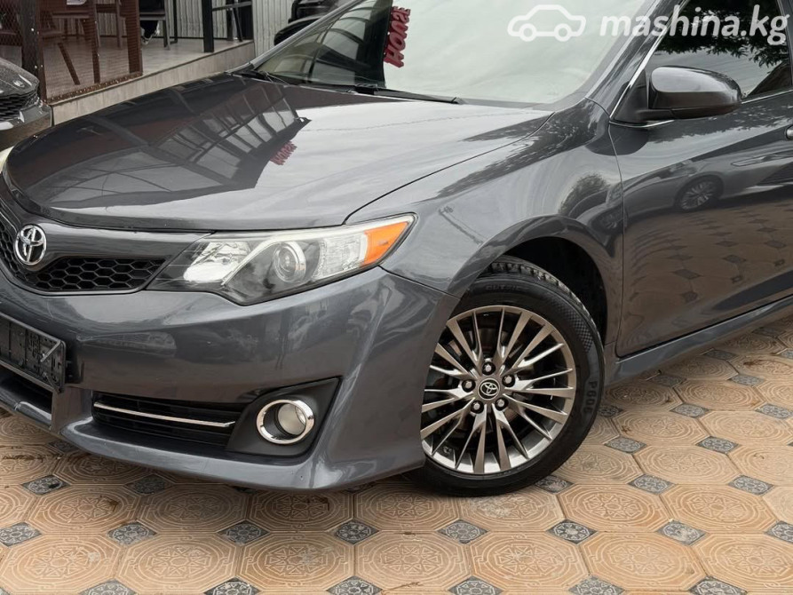 Toyota Camry VII (XV50) 2.5, 2012 Бишкек - изображение 3