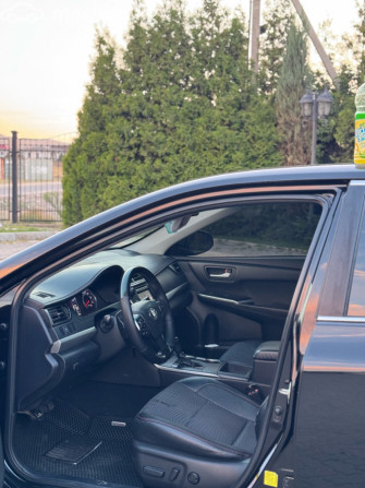 Toyota Camry VII (XV50) Рестайлинг 2.5, 2015 Бишкек - изображение 5