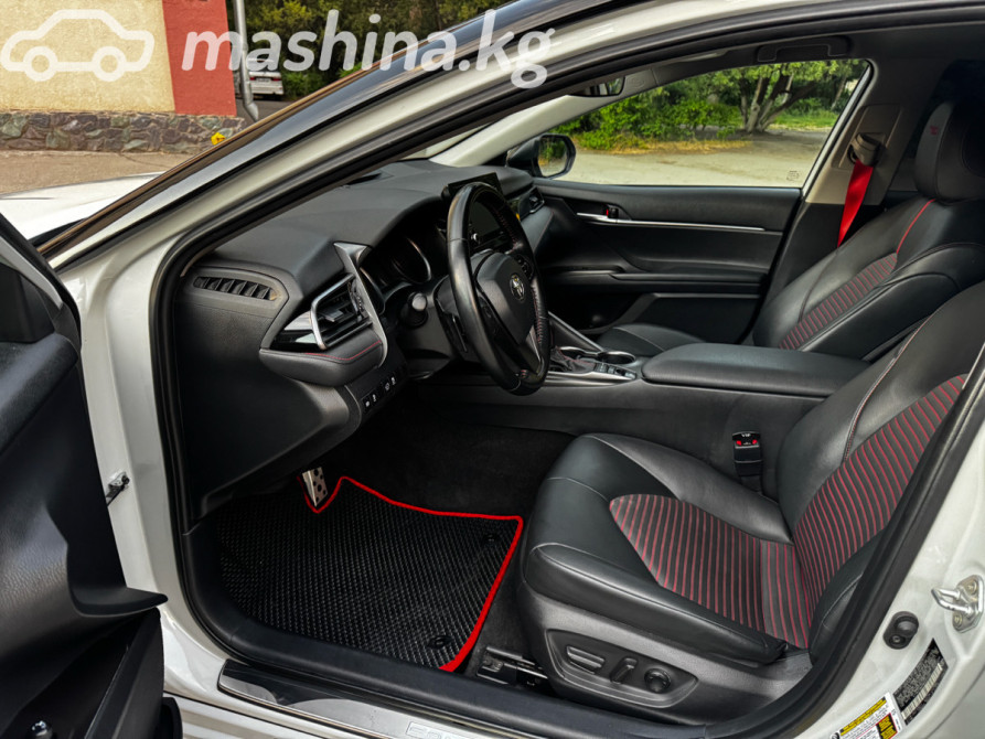 Toyota Camry VIII (XV70) Рестайлинг 3.5, 2021 Бишкек - изображение 11