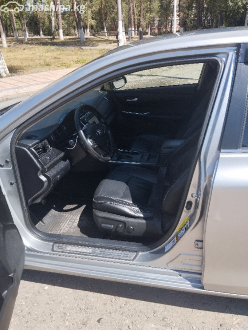Toyota Camry VII (XV50) Рестайлинг 2.5, 2015 Бишкек - изображение 7