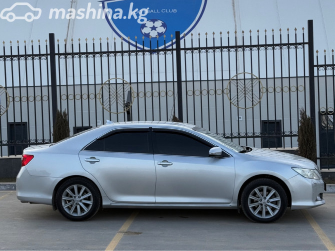 Toyota Camry VII (XV50) 3.5, 2013 Бишкек - изображение 3