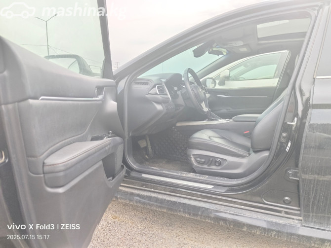 Toyota Camry VIII (XV70) 2.5, 2020 Бишкек - изображение 2
