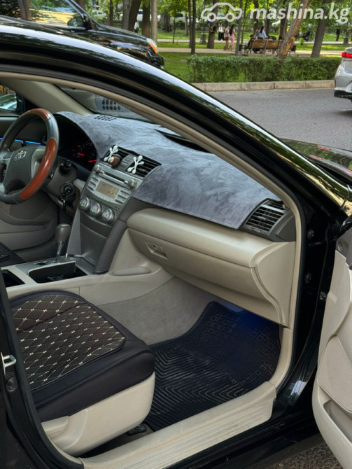 Toyota Camry VI (XV40) Рестайлинг 2.5, 2010 Бишкек - изображение 7