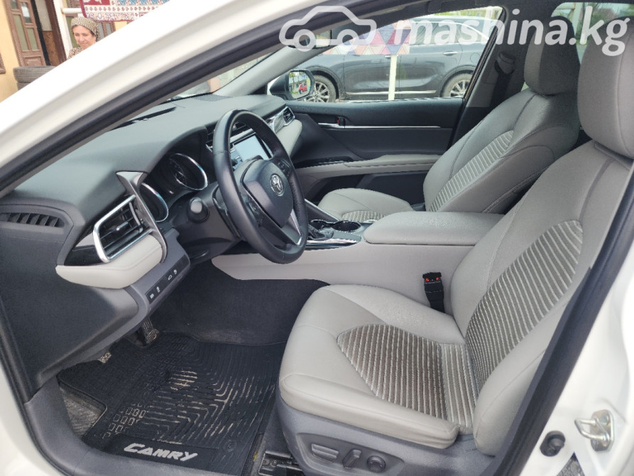 Toyota Camry VIII (XV70) 2.5, 2018 Бишкек - сүрөт 9