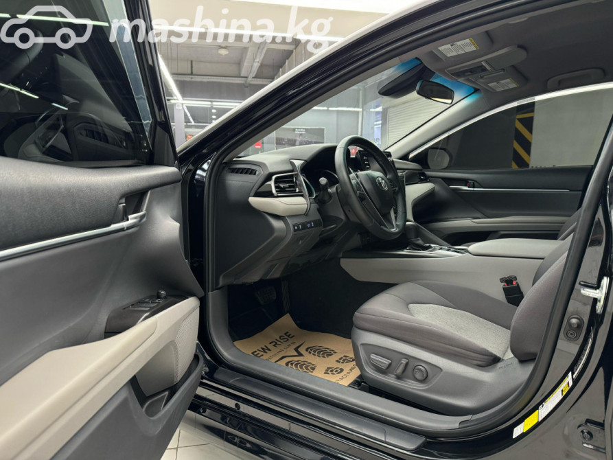 Toyota Camry VIII (XV70) Рестайлинг 2.5, 2021 Бишкек - сүрөт 6