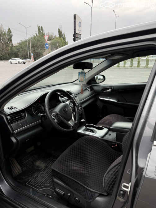Toyota Camry VII (XV50) 2.5, 2014 Бишкек - изображение 7